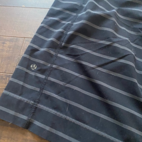 Lululemon Striped lined shorts - Picture 6 of 6